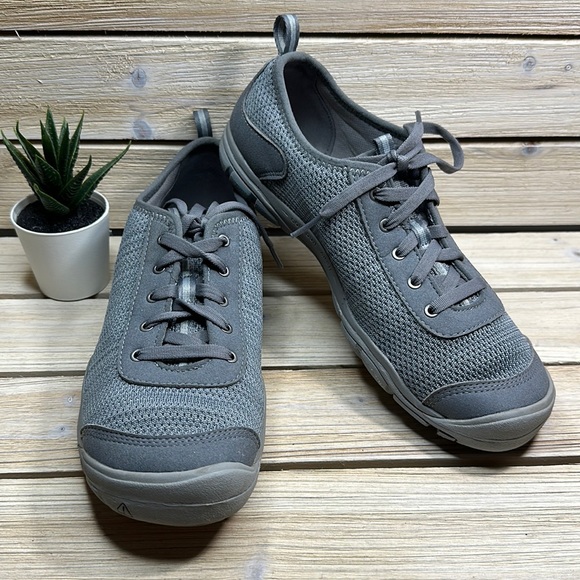 Keen Shoes - KEEN Women's Hush Knit CNX Sneaker Size 10